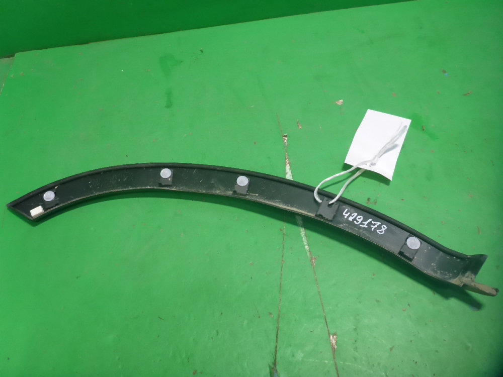 Накладка двери задней левой