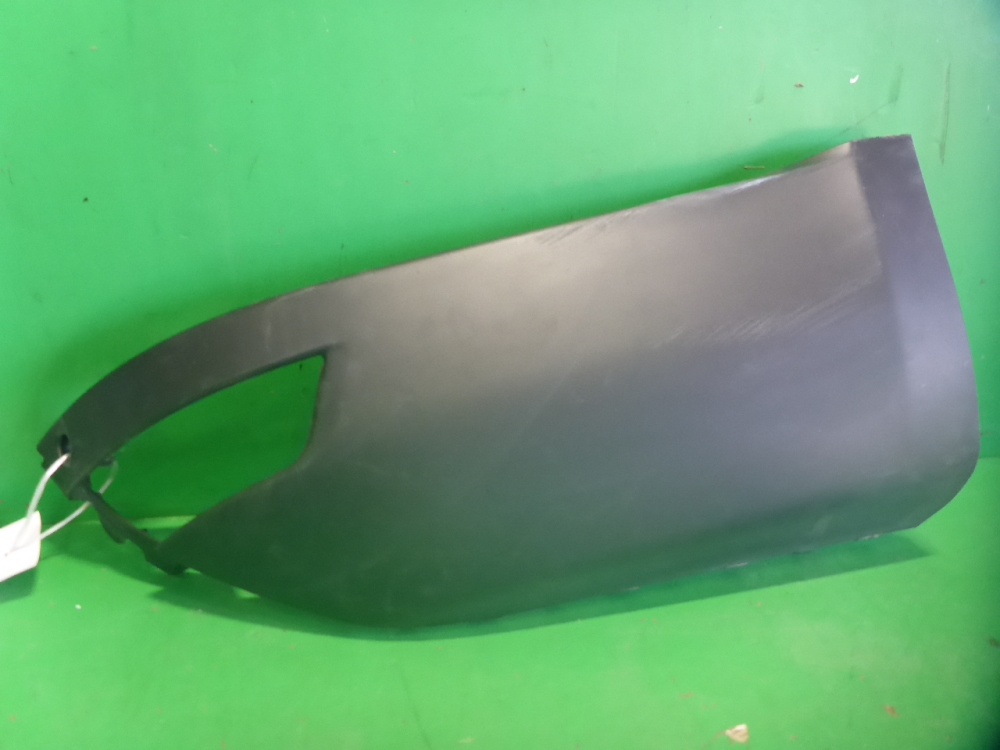 Накладка заднего бампера правая