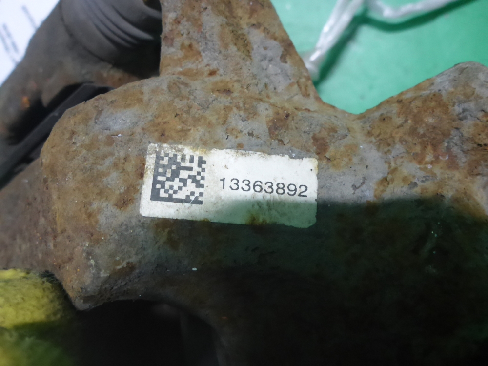 Суппорт передний левый