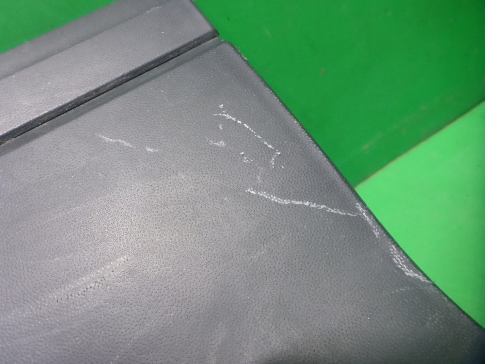 Накладка двери задней правой