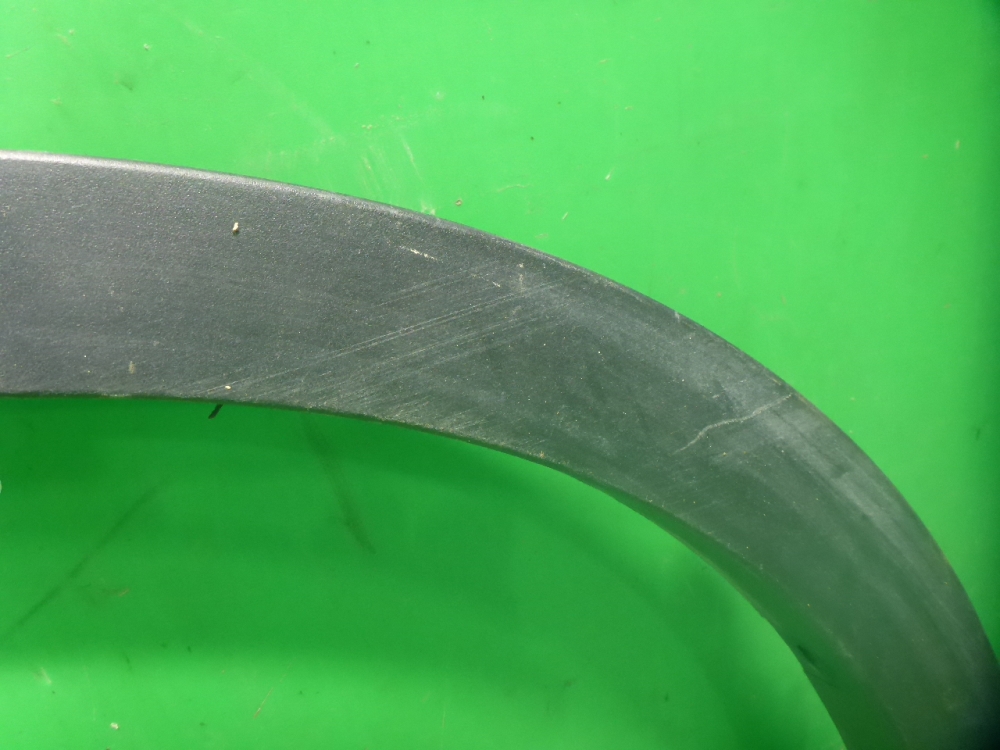 Накладка заднего крыла левого