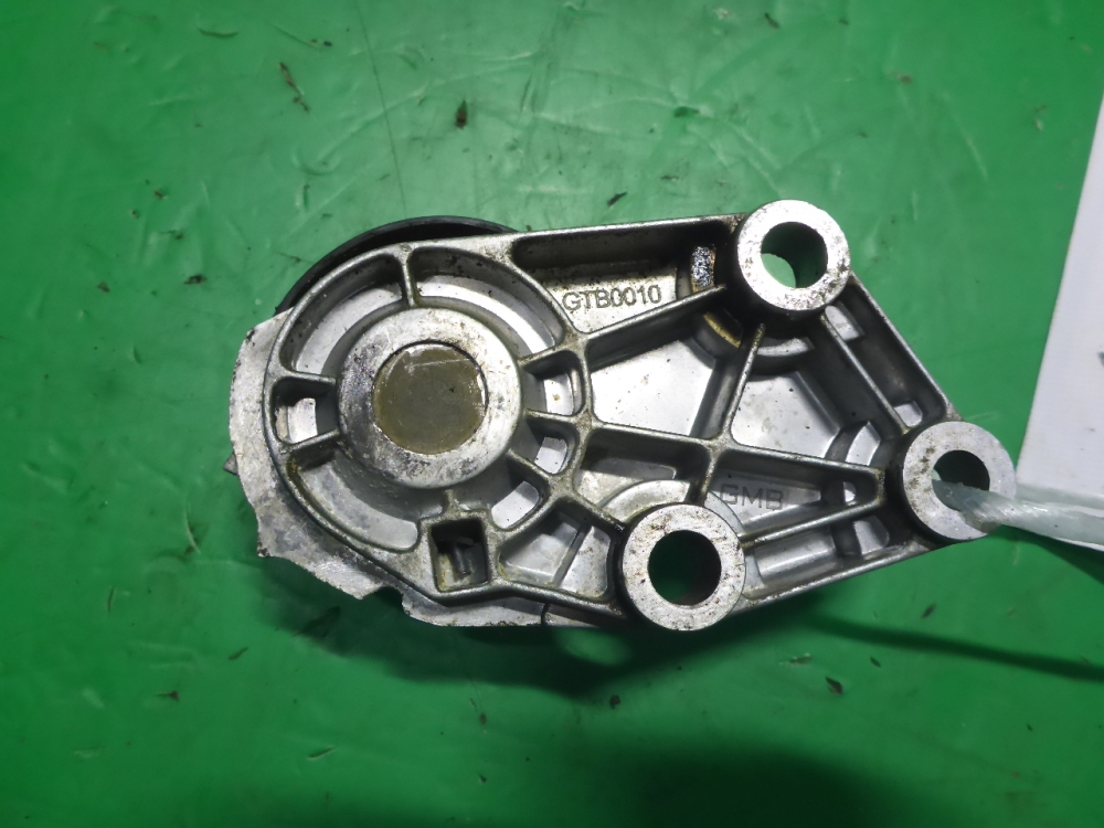 Ролик-натяжитель