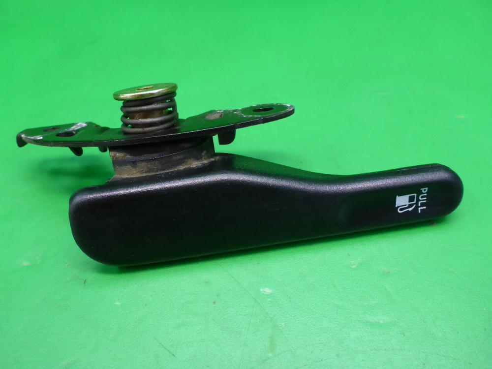 Ручка открывания лючка бензобака