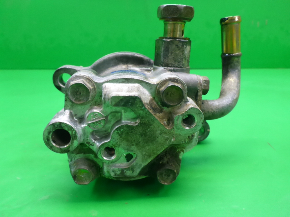 Насос ГУР (гидроусилитель руля)