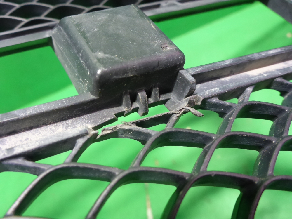 Решетка радиатора