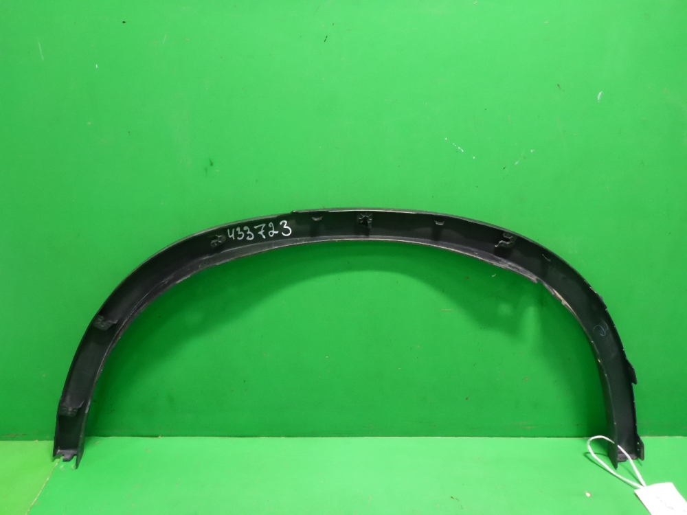 Накладка заднего крыла правого