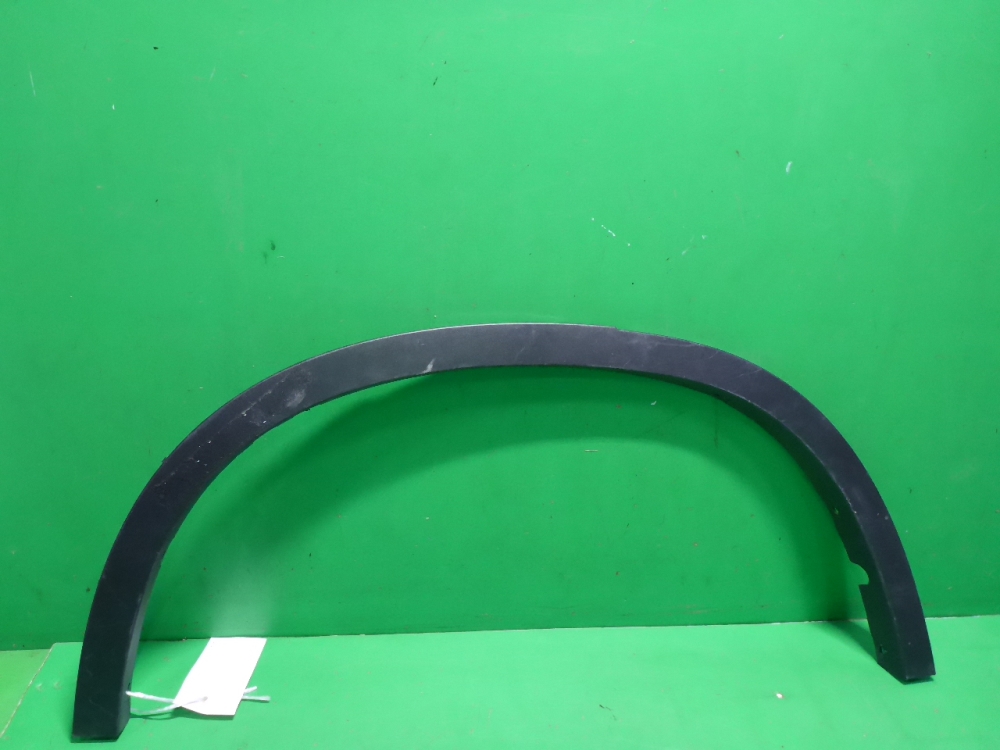 Накладка заднего крыла правого