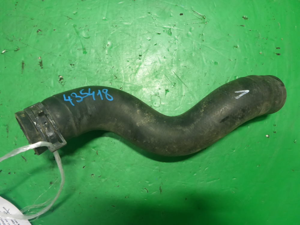 Шланг системы охлаждения