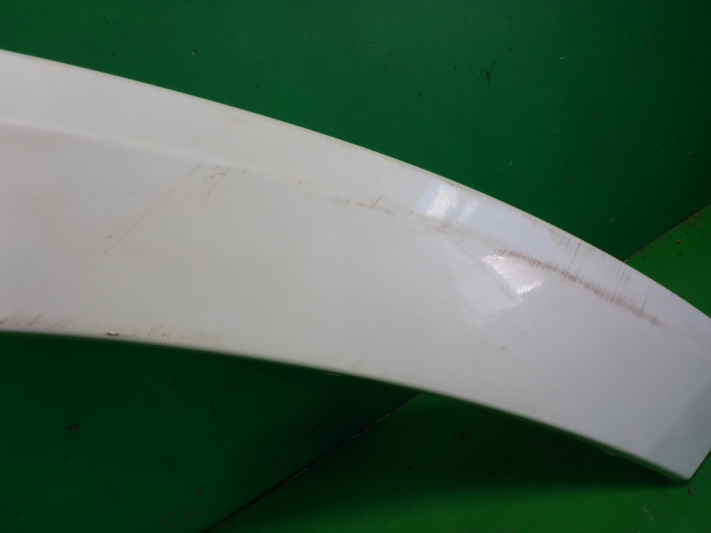 Накладка заднего крыла правого