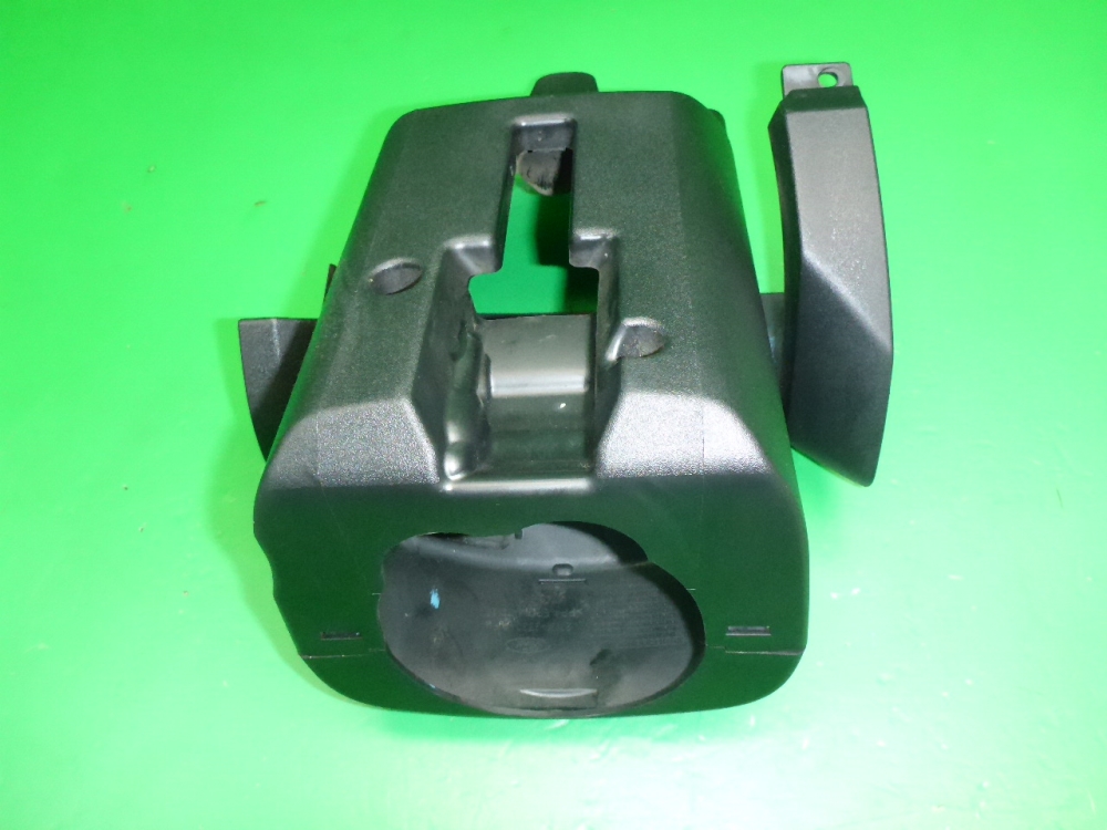 Кожух рулевой колонки