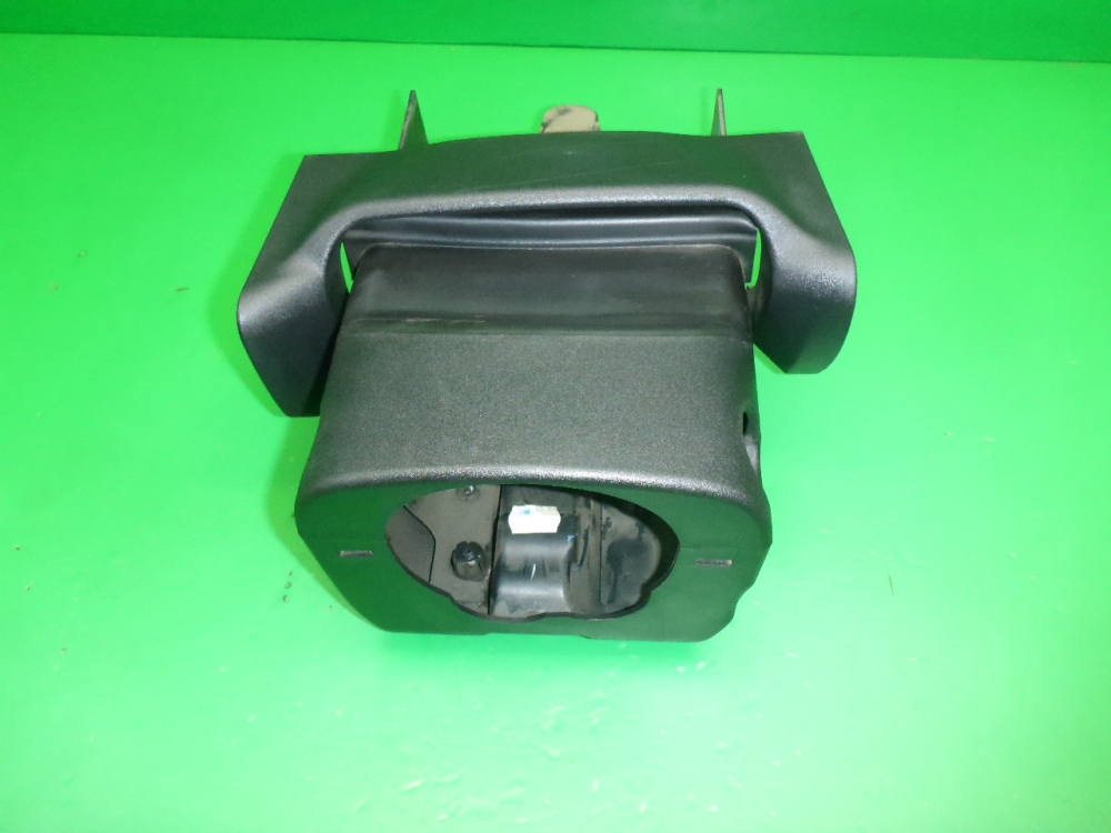 Кожух рулевой колонки