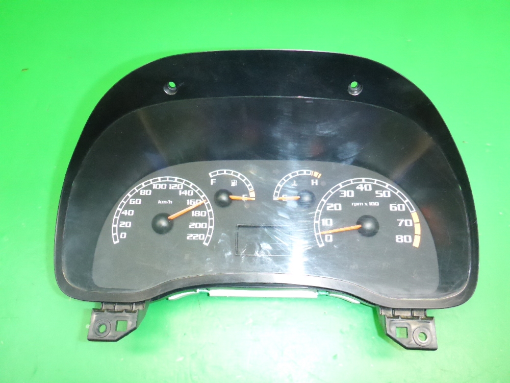 Панель приборов