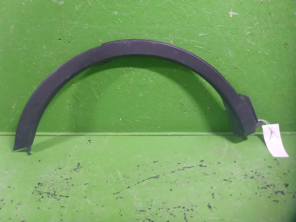 Накладка заднего крыла правого