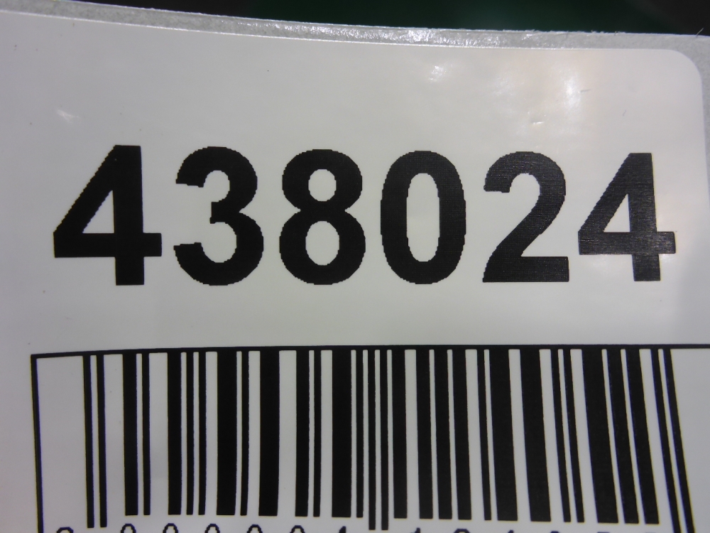 Стекло двери задней левой (форточка)