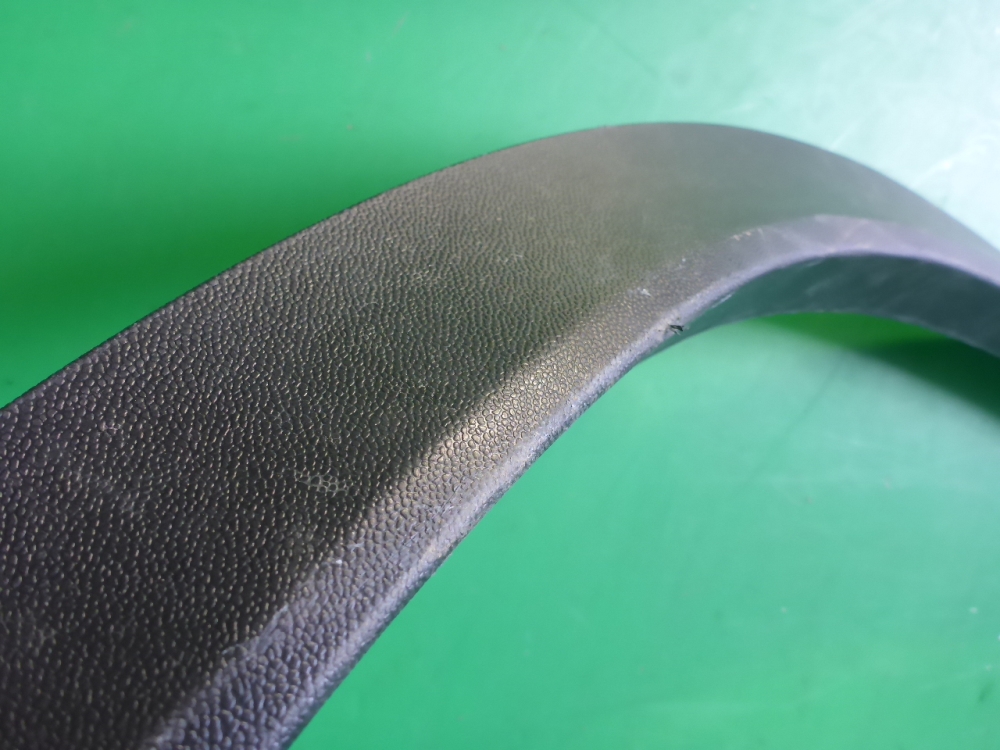 Накладка заднего крыла правого