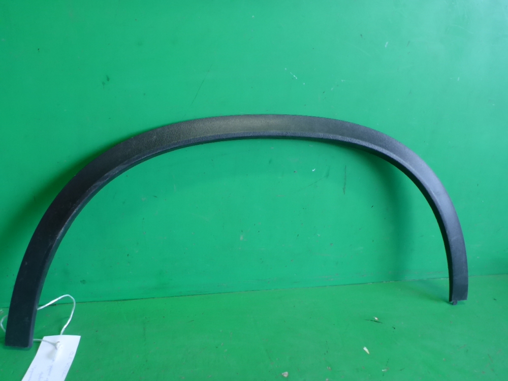 Накладка заднего крыла правого