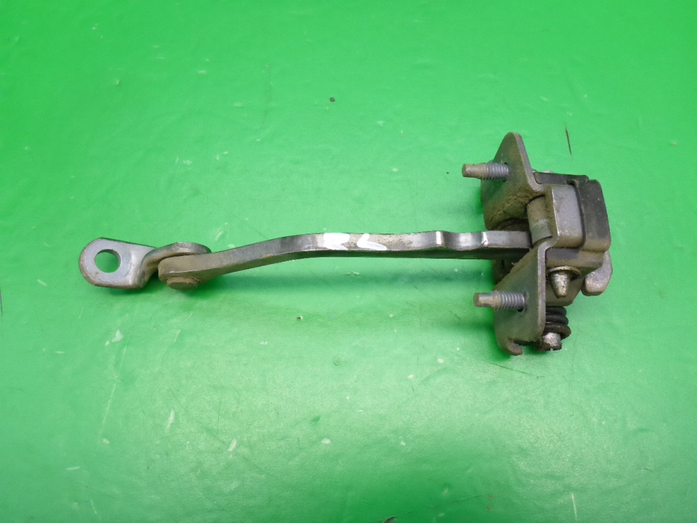 Ограничитель двери