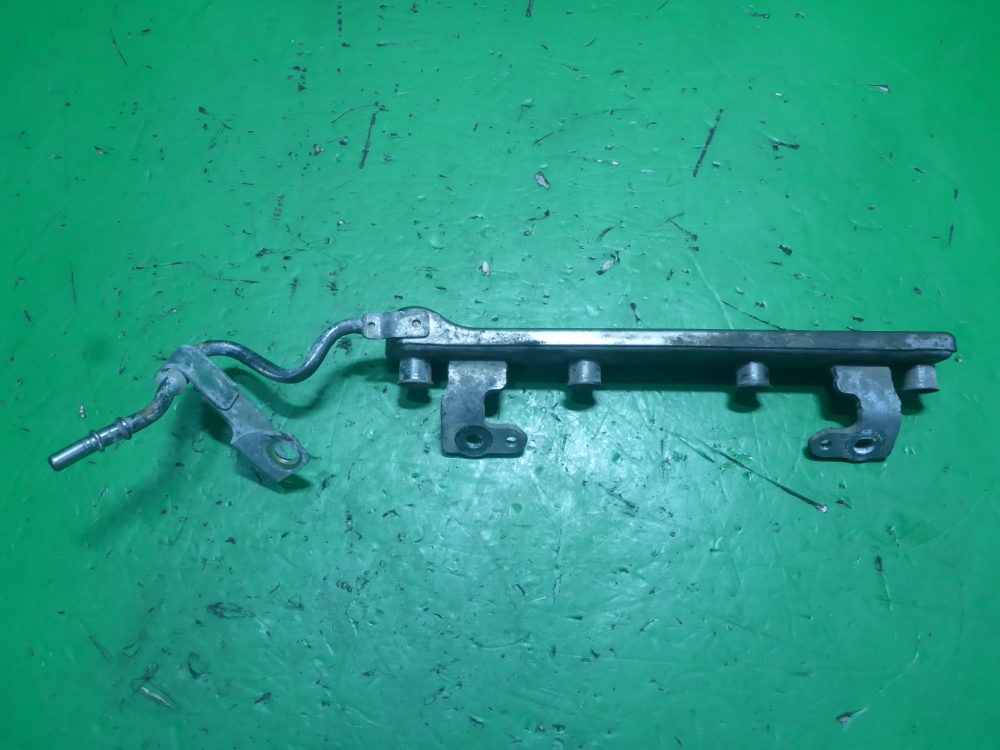 Рейка топливная (рампа)