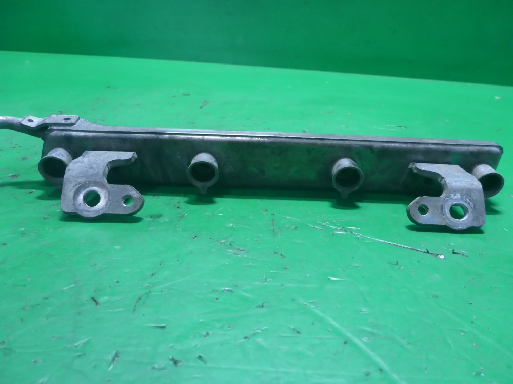 Рейка топливная (рампа)