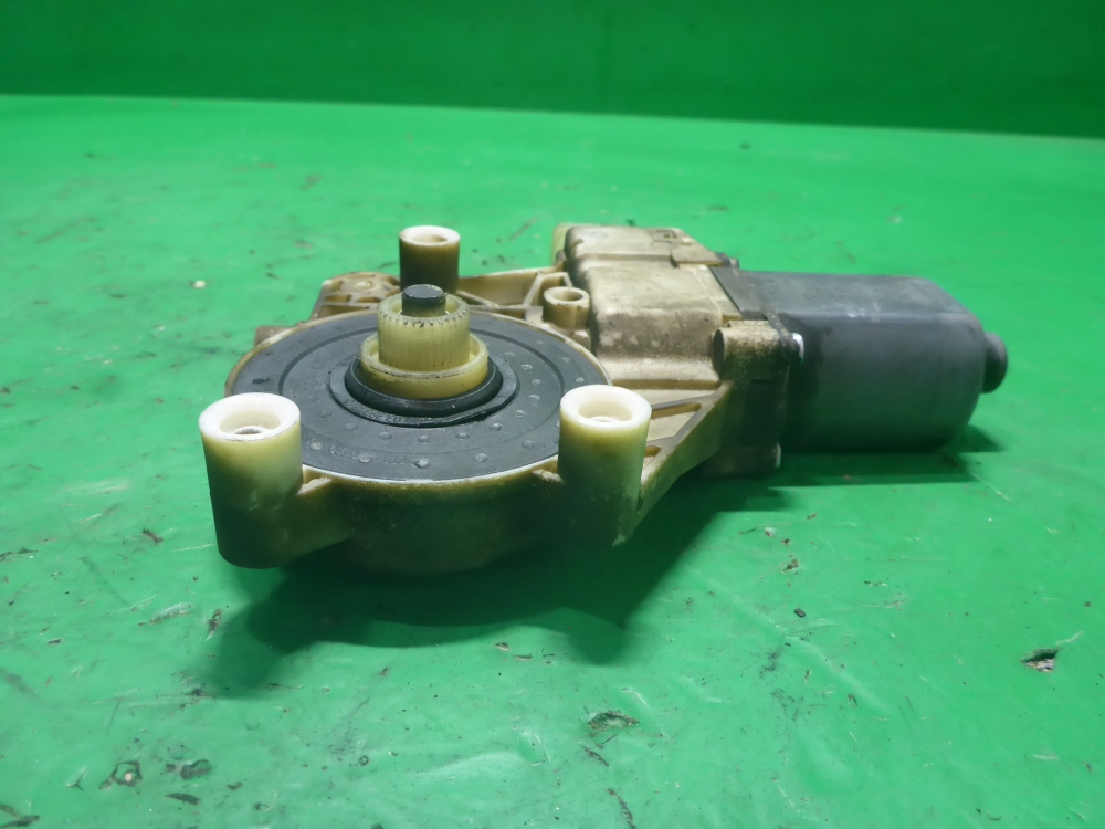 Моторчик стеклоподъемника