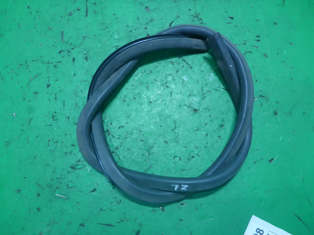 Уплотнитель двери