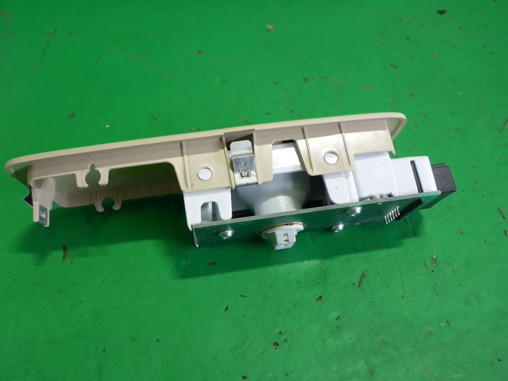 Плафон салонный