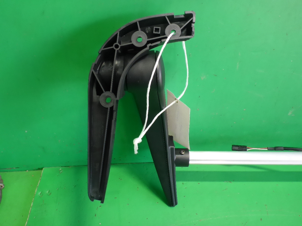 Кронштейн зеркала