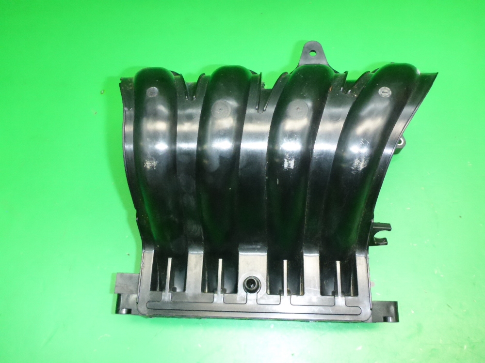 Коллектор впускной