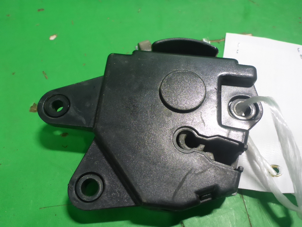 Ручка двери внутренняя левая