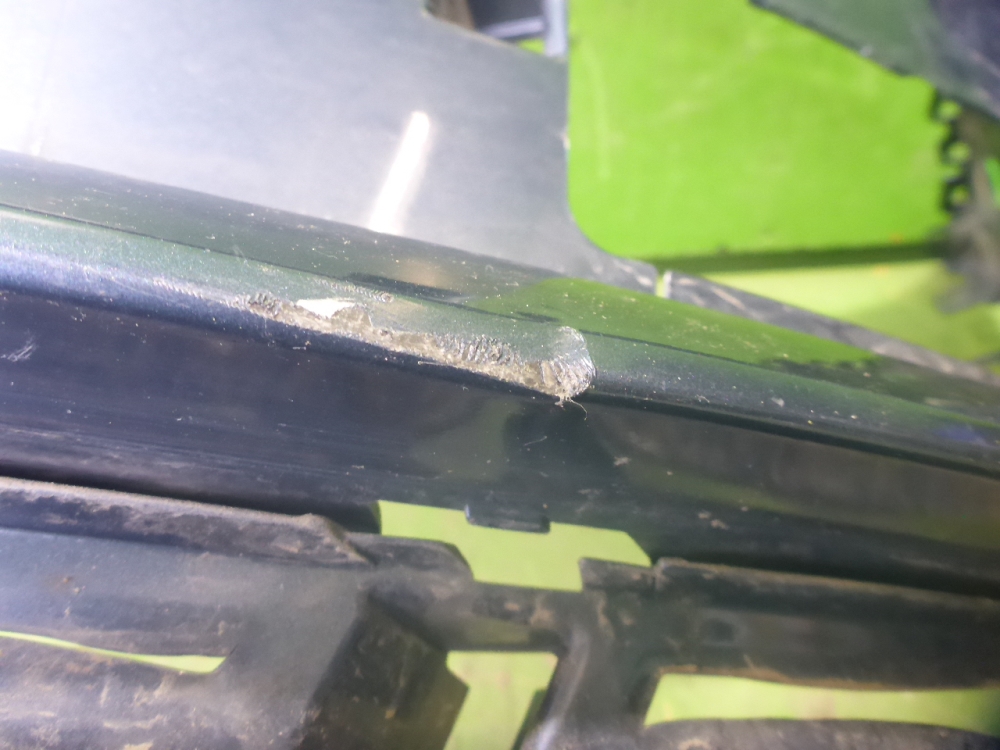 Бампер передний