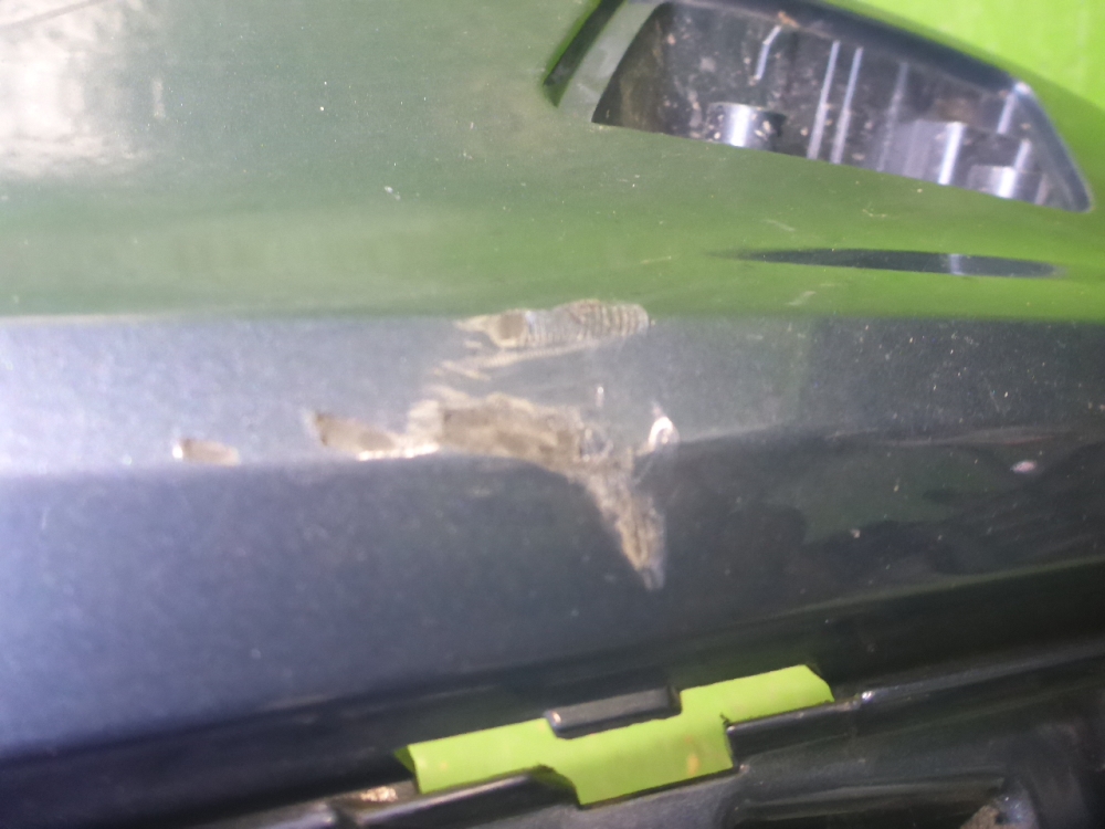 Бампер передний