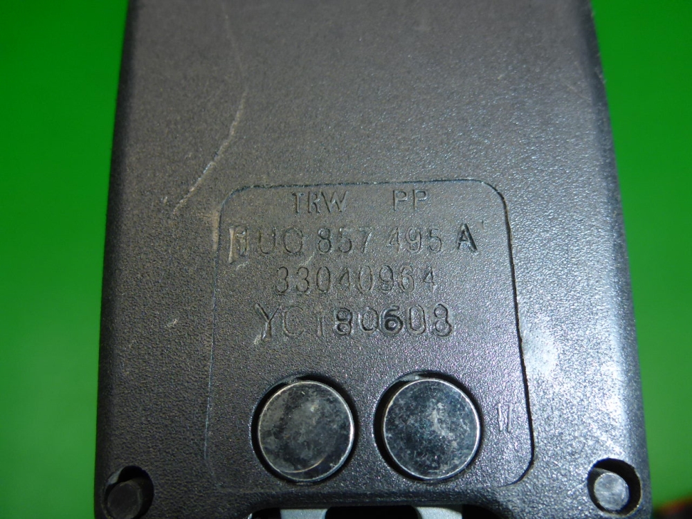 Ответная часть ремня безопасности