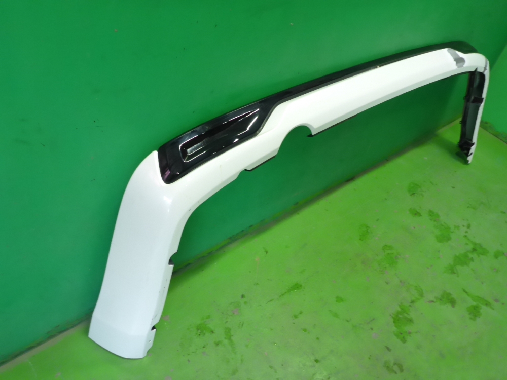 Накладка заднего бампера