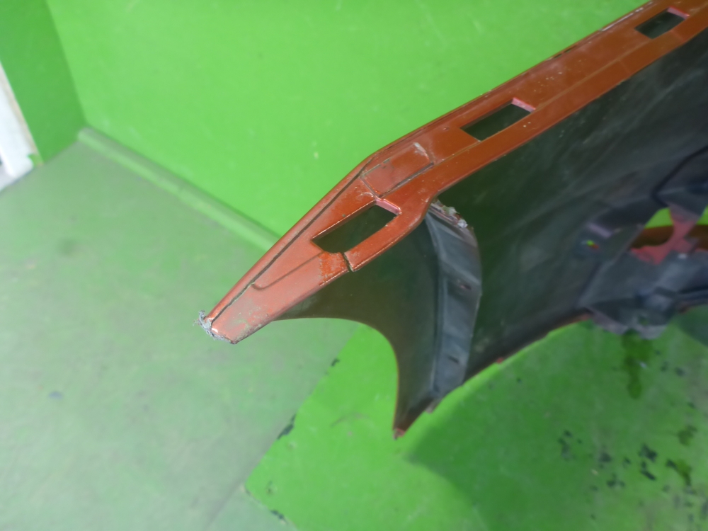 Бампер задний