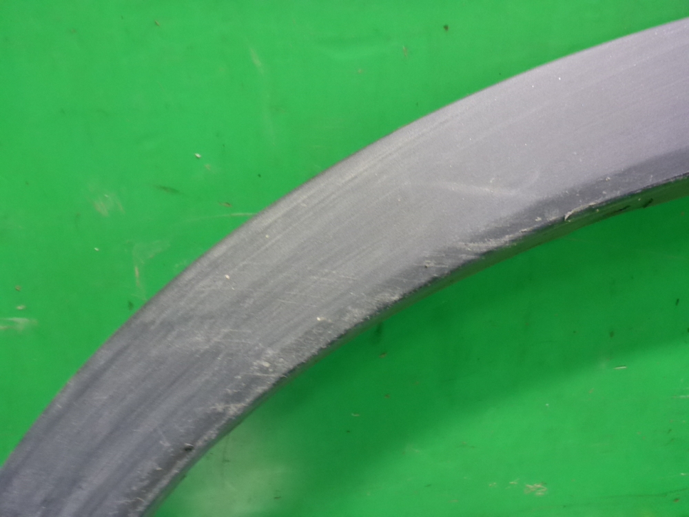 Накладка заднего крыла правого