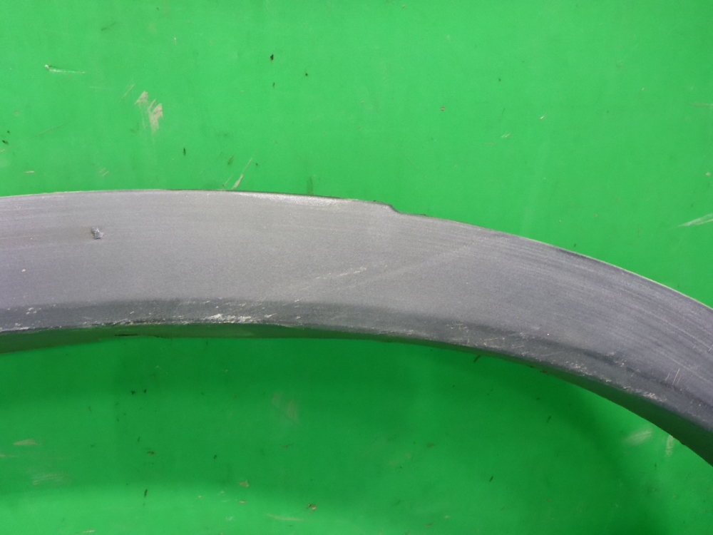 Накладка заднего крыла правого