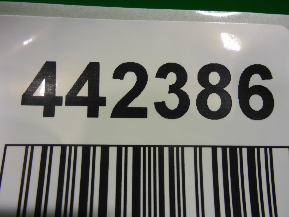 Стекло двери задней левой (форточка)