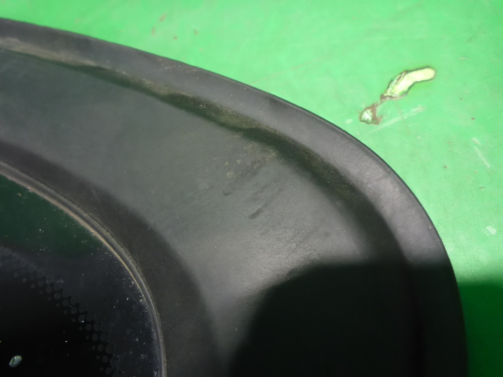 Стекло кузовное глухое левое