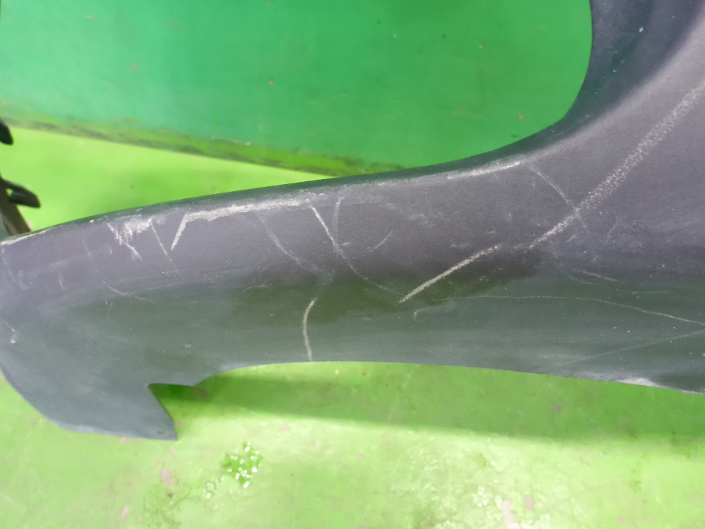 Бампер задний