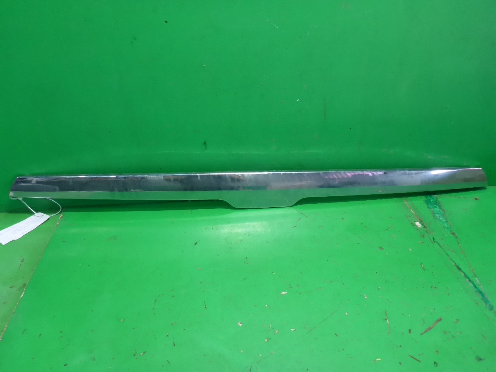 Накладка на решетку радиатора