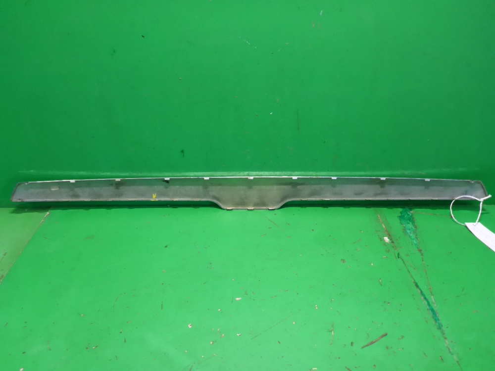 Накладка на решетку радиатора