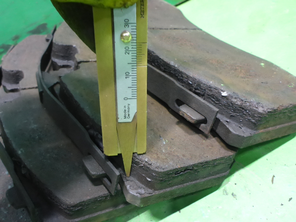 Колодки тормозные передние к-т