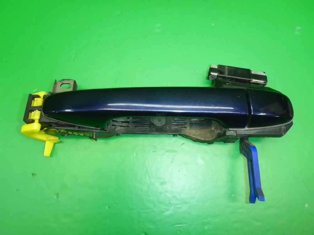 Ручка двери задней наружная левая