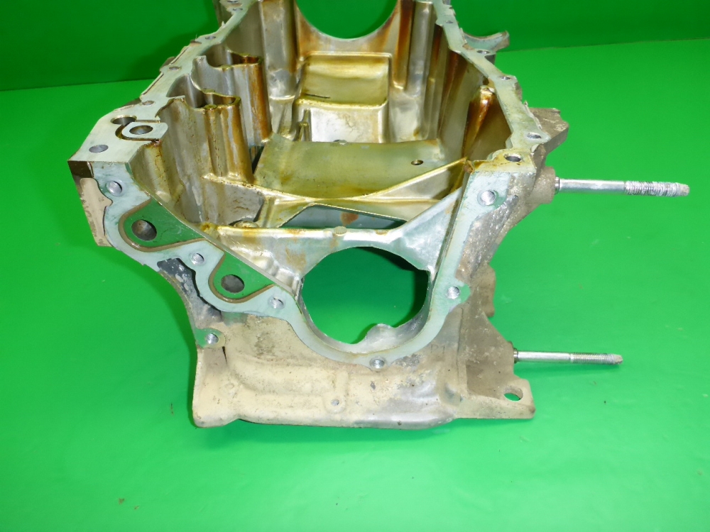 Поддон масляный двигателя (картер)