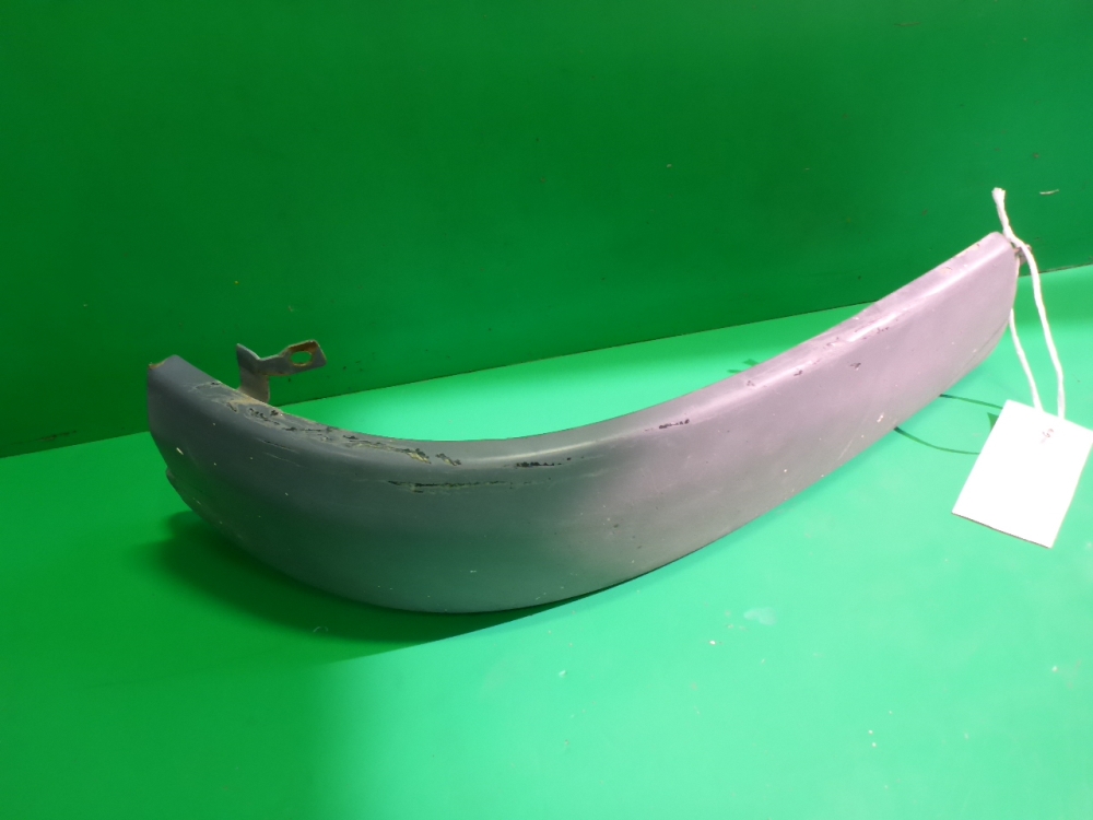 Угол бампера правый