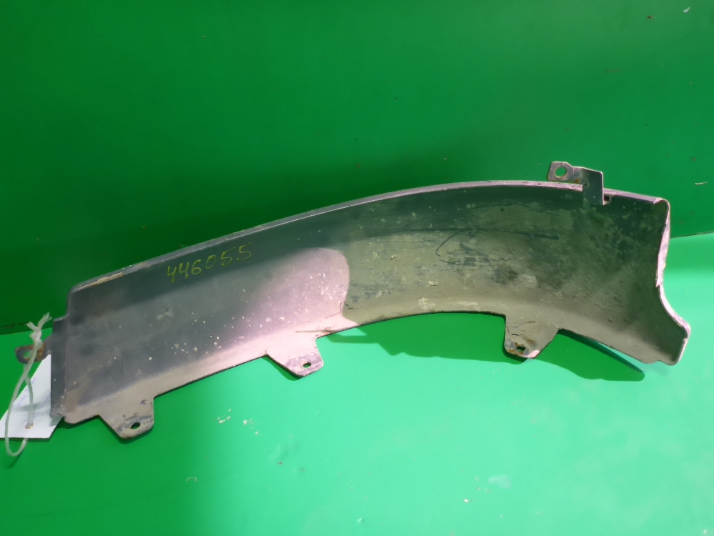 Угол бампера правый