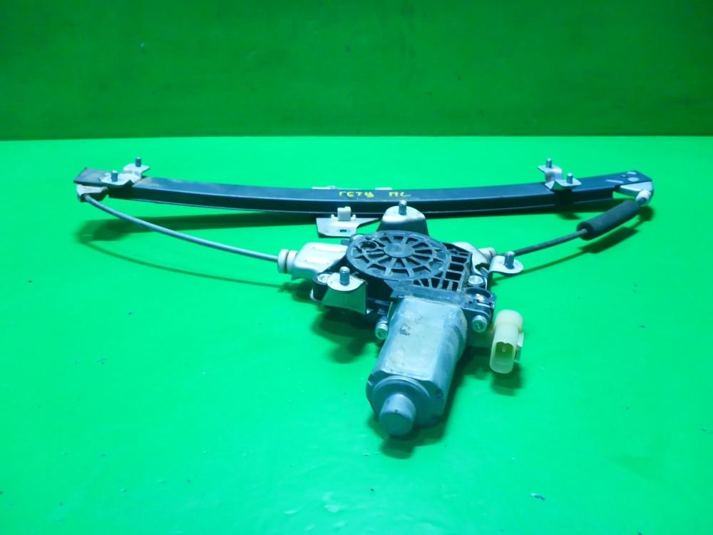 Стеклоподъемник электр. передний левый