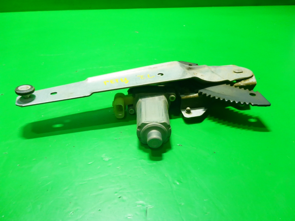 Стеклоподъемник электр. задний левый