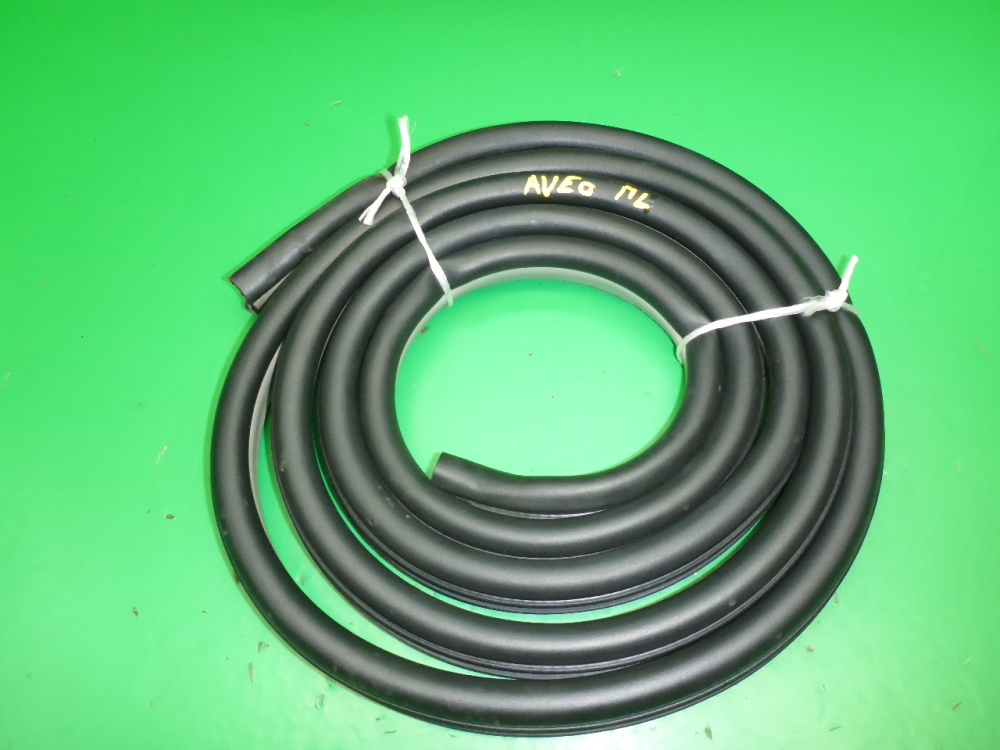 Уплотнитель двери