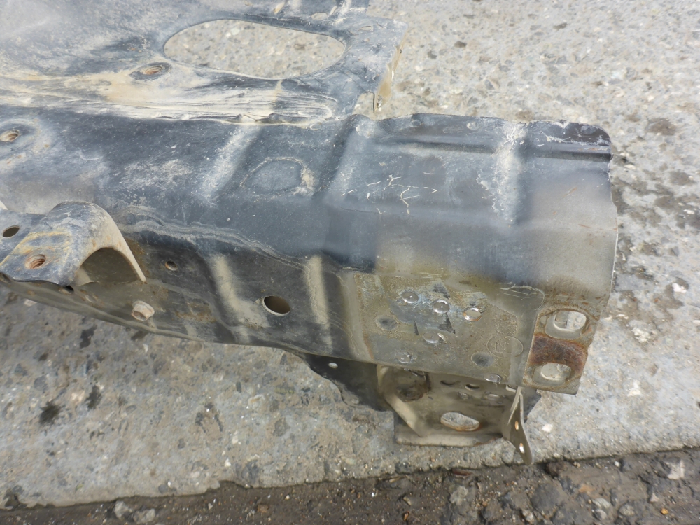 Лонжерон передний левый